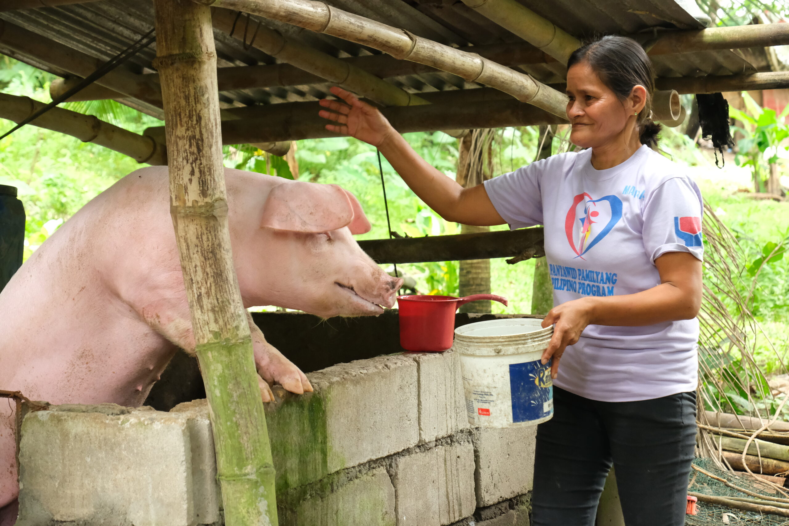 Corazon Gaylon, who participated in BRAC's DOLE Graduation pilot in the Philippines, demonstrated resilience in her response to the COVID-19 pandemic.